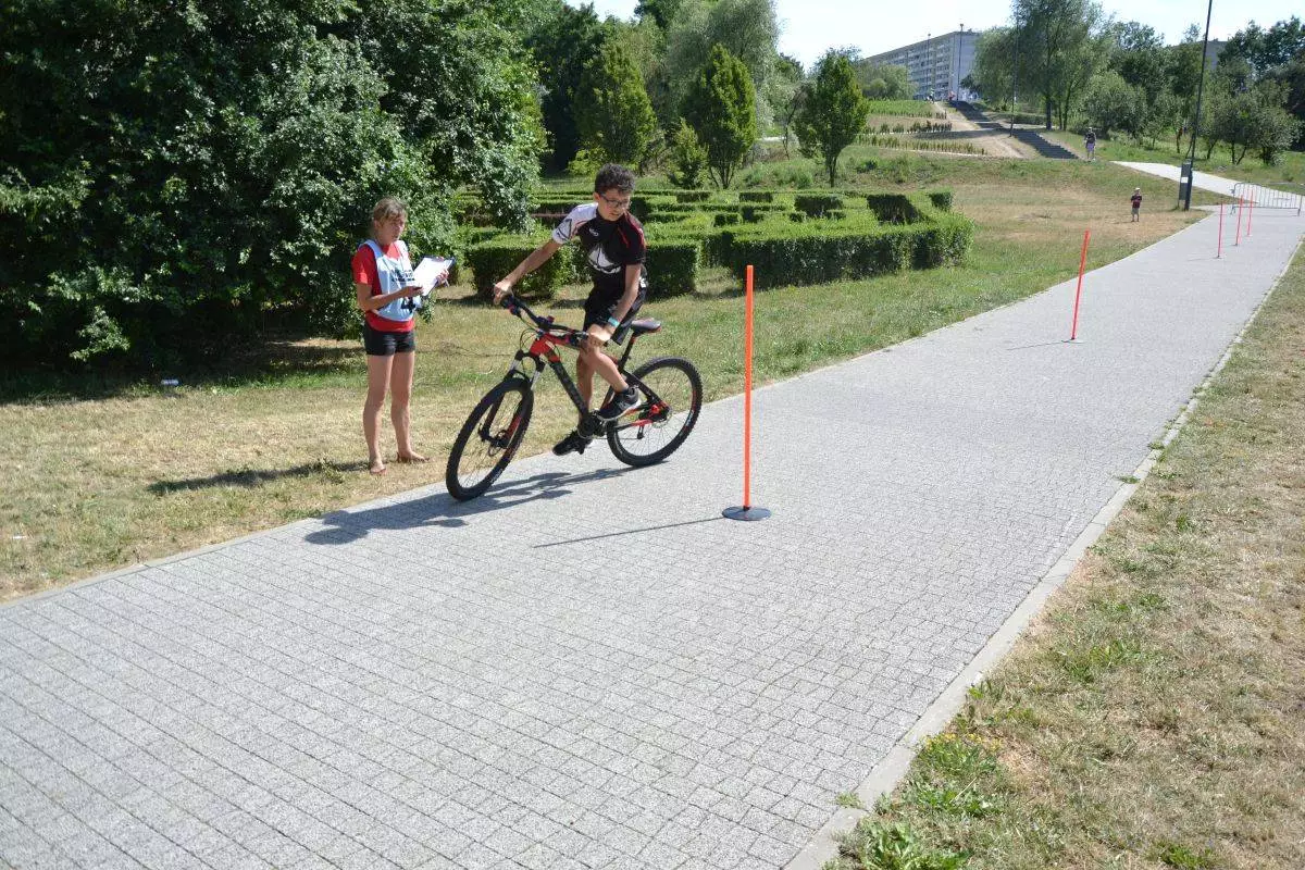 Rekreacyjny rajd rowerowy w Parku Cegielnia