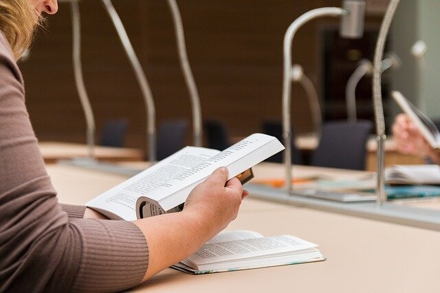 Renta rodzinna dla maturzysty i studenta na okres wakacji. Co zrobić aby ją otrzymać?
