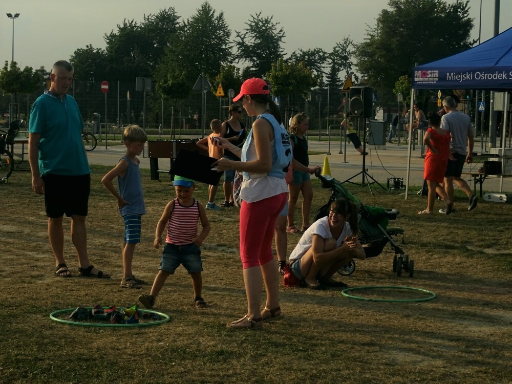 Kolejna odsłona Akcji Lato organizowanej przez Miejski Ośrodek Sportu i Rekreacji w Żorach za nami. Zobaczcie zdjęcia ze Spotkania na trawie w Parku Cegielnia!