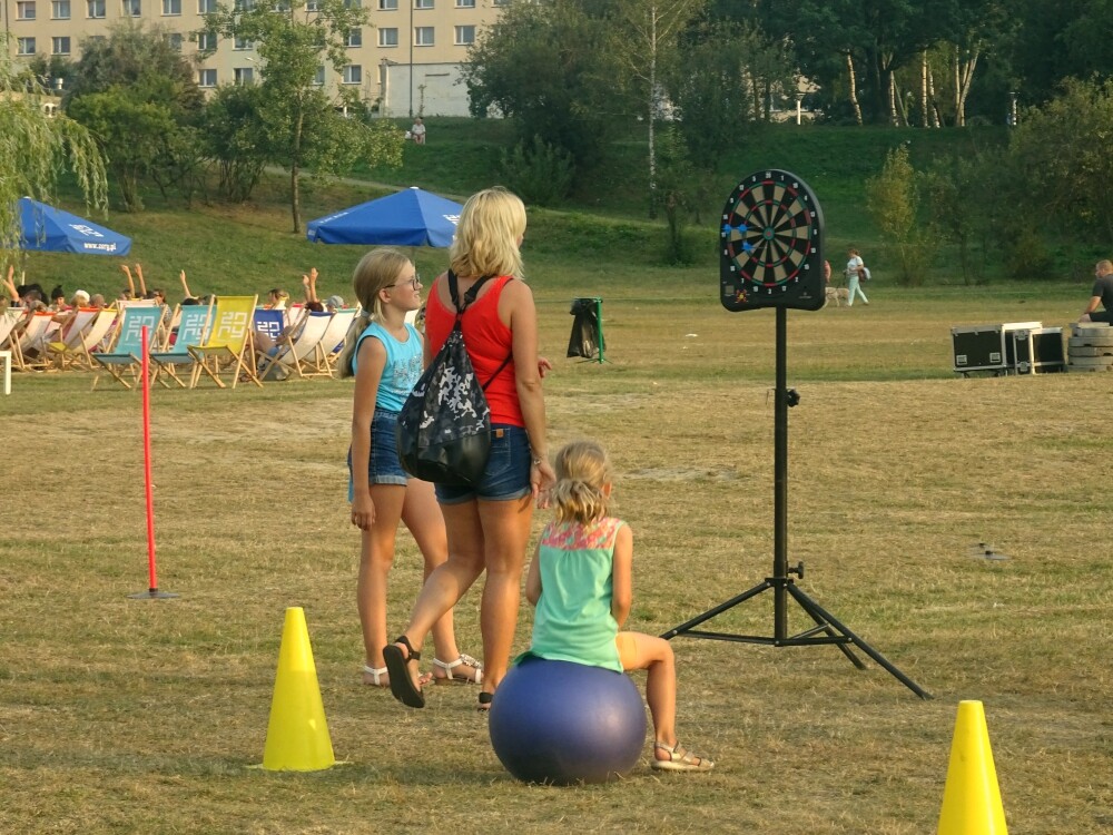 Kolejna odsłona Akcji Lato organizowanej przez Miejski Ośrodek Sportu i Rekreacji w Żorach za nami. Zobaczcie zdjęcia ze Spotkania na trawie w Parku Cegielnia!
