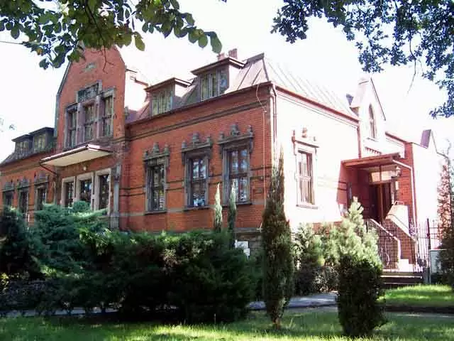 Śródmieście - Szkoła muzyczna - ul. Dworcowa