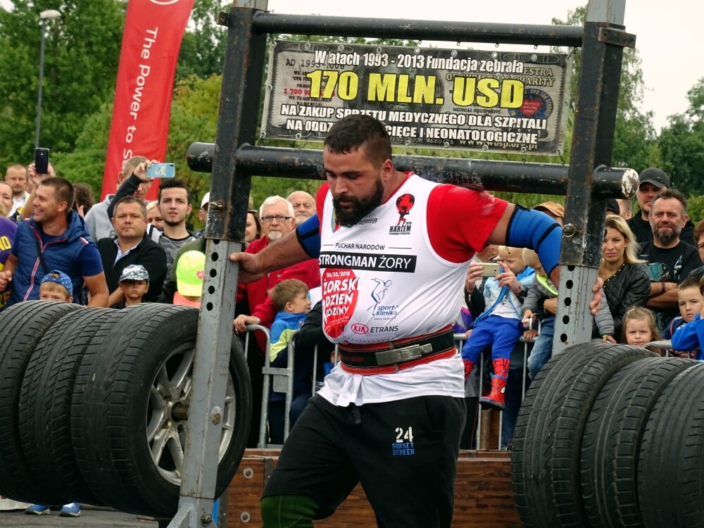 W tym roku Żorski Dzień Rodziny upłynął pod znakiem imponujących pokazów siły. Na Pucharze Narodów Strongman swoje niezwykłe umiejętności pokazali zawodnicy z Ukrainy, Czech, Białorusi, Słowacji i Polski. Zobaczcie zdjęcia!