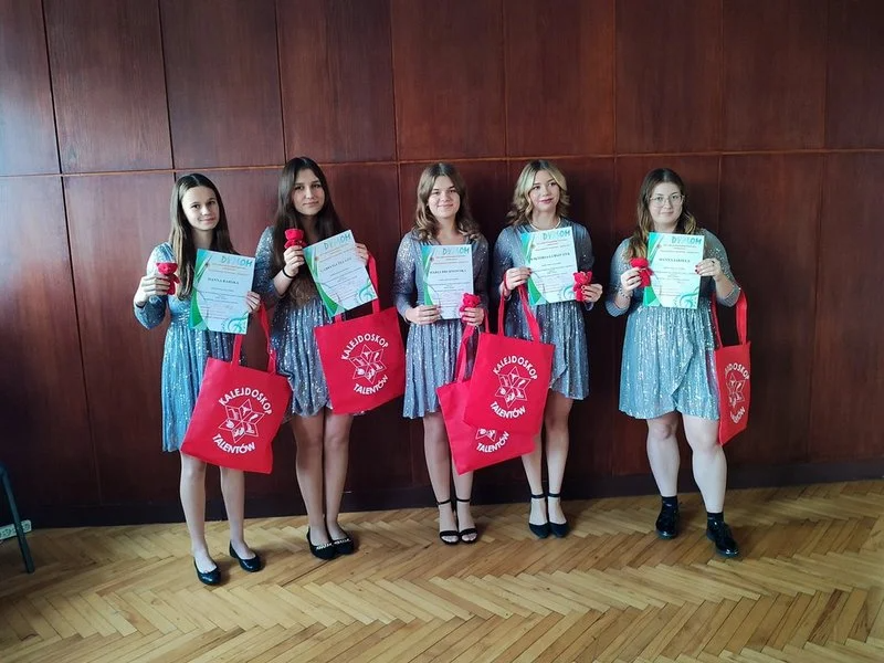 Sukces na arenie międzynarodowej wokalistek Klubu Piosenki Ballo / fot. UM Żory