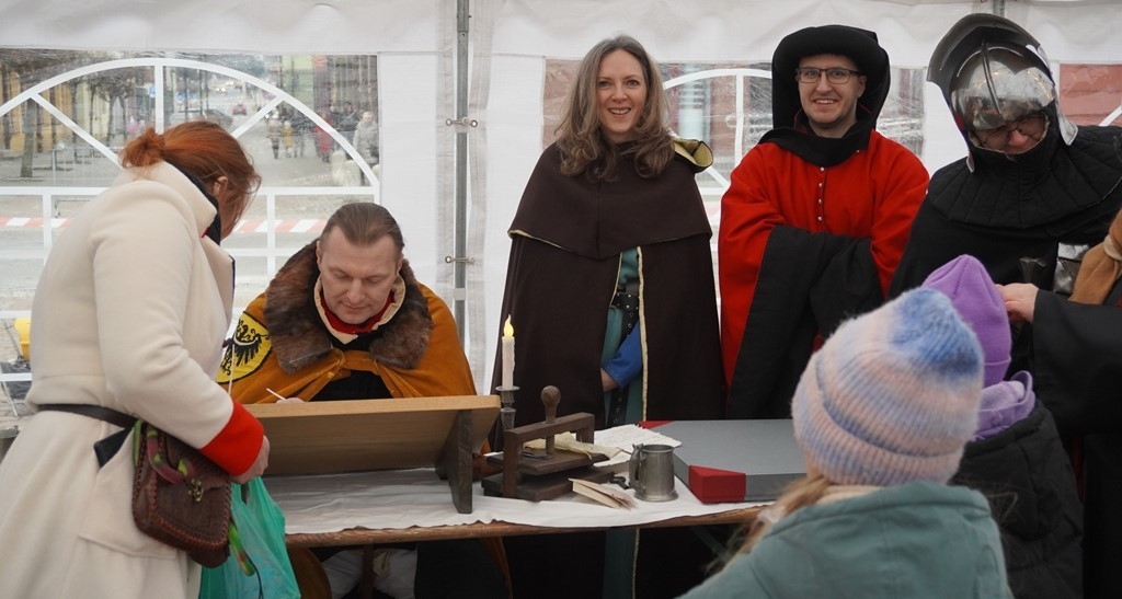 Żory świętowały 753. urodziny! Magiczne pokazy, turnieje, koncerty i atrakcje inspirowane światem Harry’ego Pottera przyciągnęły tłumy mieszkańców. Sprawdź, jak przebiegało to niezwykłe wydarzenie / fot. UM Żory