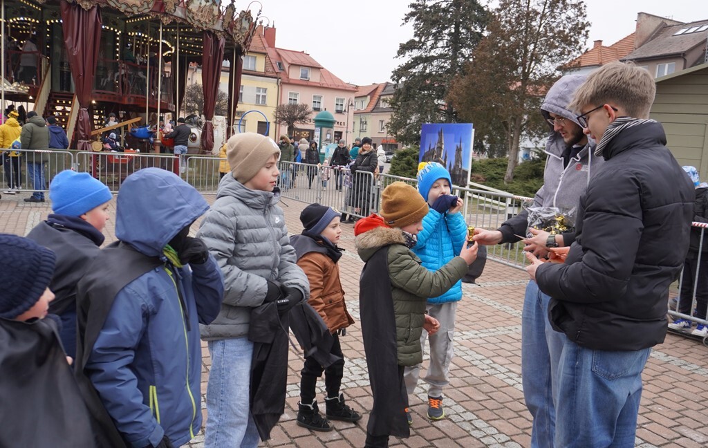 Żory świętowały 753. urodziny! Magiczne pokazy, turnieje, koncerty i atrakcje inspirowane światem Harry’ego Pottera przyciągnęły tłumy mieszkańców. Sprawdź, jak przebiegało to niezwykłe wydarzenie / fot. UM Żory