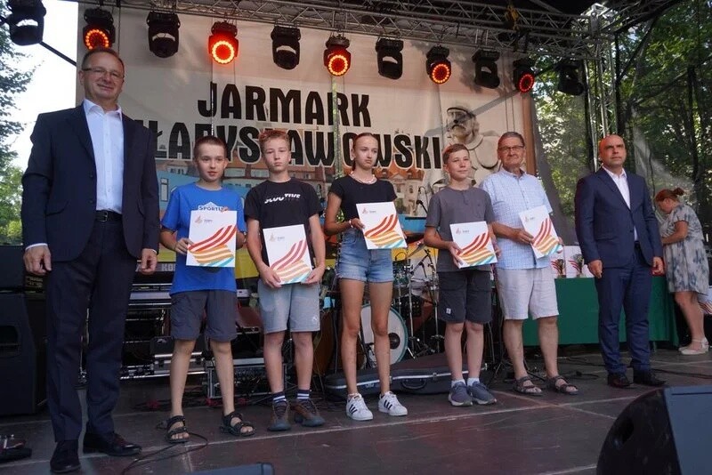 Podczas Jarmarku Władysławowskiego uczestnicy przeżywali nie tylko artystyczne, ale też sportowe emocje / fot. UM Żory