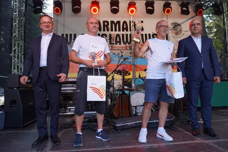 Podczas Jarmarku Władysławowskiego uczestnicy przeżywali nie tylko artystyczne, ale też sportowe emocje / fot. UM Żory