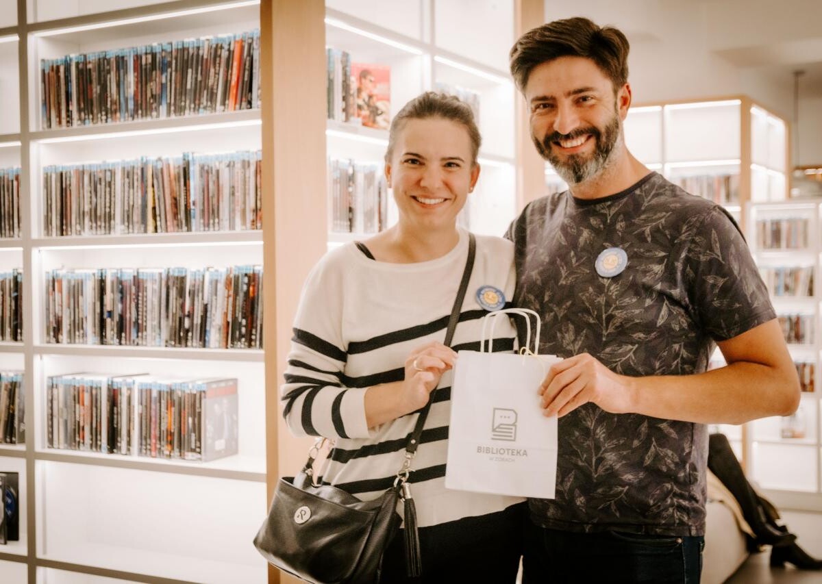 11 października 2024 r. Miejska Biblioteka Publiczna w Żorach wzięła udział w jubileuszowej edycji Ogólnopolskiej Nocy Bibliotek, która odbyła się pod hasłem „MOC Bibliotek” / fot. MBP Żory
