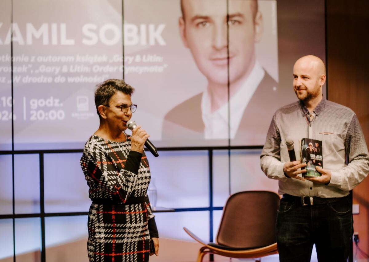 11 października 2024 r. Miejska Biblioteka Publiczna w Żorach wzięła udział w jubileuszowej edycji Ogólnopolskiej Nocy Bibliotek, która odbyła się pod hasłem „MOC Bibliotek” / fot. MBP Żory