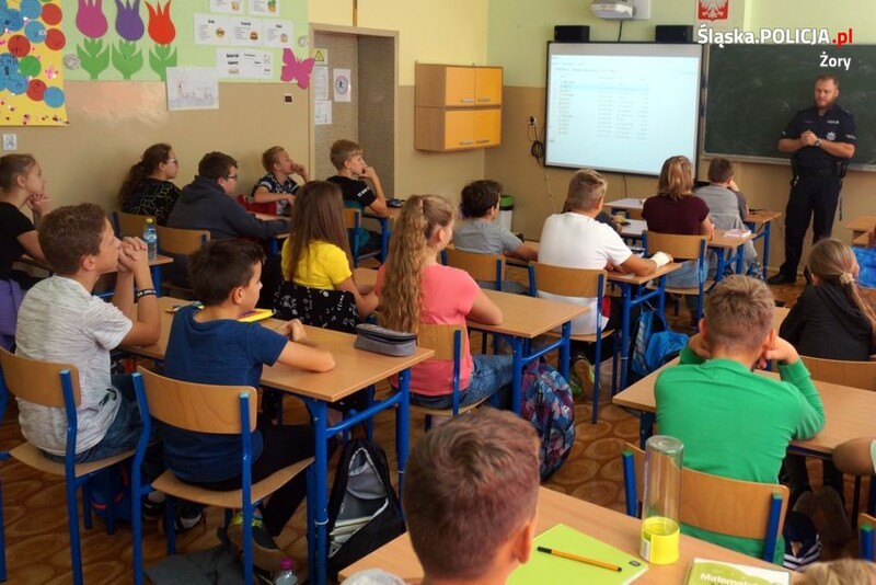 Z młodzieżą o groźnych uzależnieniach