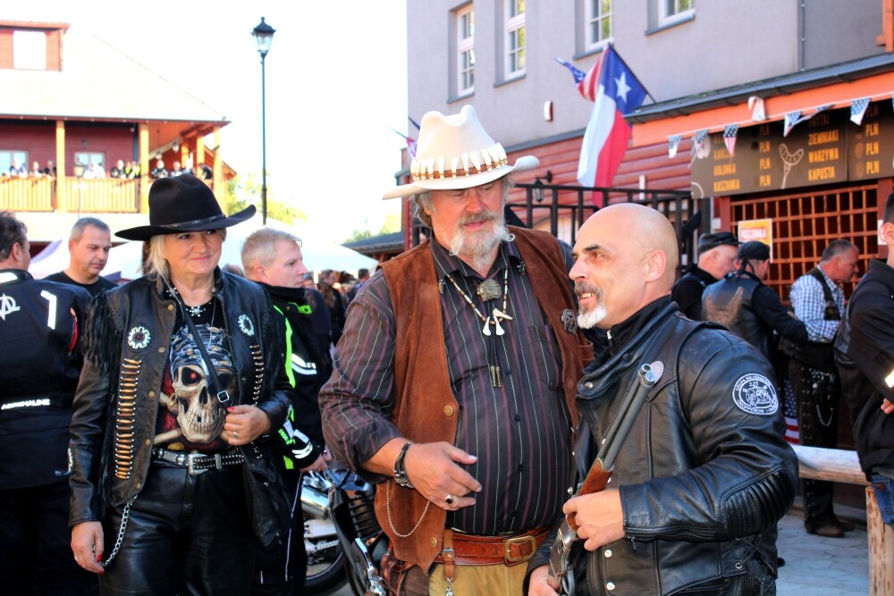 Parada ulicami miasta, konkursy i koncerty - to było huczne zakończenie sezonu motocyklowego w Żorach! Zobaczcie naszą fotorelację.