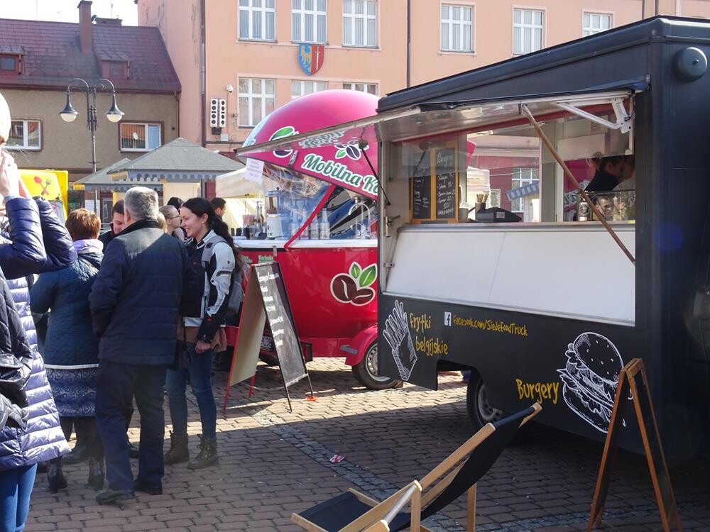 Ten weekend (24-25.03.) należał do fanów różnorodnych smakołyków. Za nami II Żorski Zlot Foodtrucków. Zobaczcie zdjęcia!