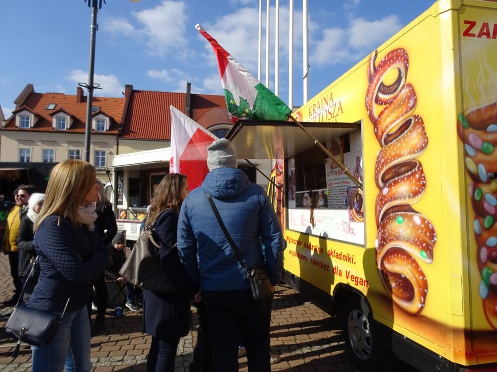 Ten weekend (24-25.03.) należał do fanów różnorodnych smakołyków. Za nami II Żorski Zlot Foodtrucków. Zobaczcie zdjęcia!