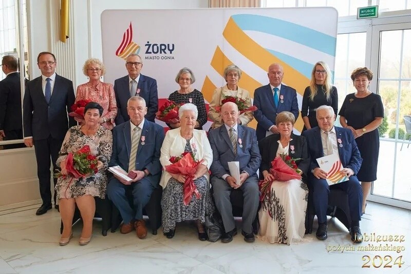 7 listopada 2024 r. Waldemar Socha - Prezydent Miasta Żory spotkał się z parami małżeńskimi świętującymi 50., 60. i 65. rocznicę ślubu / fot. UM Żory