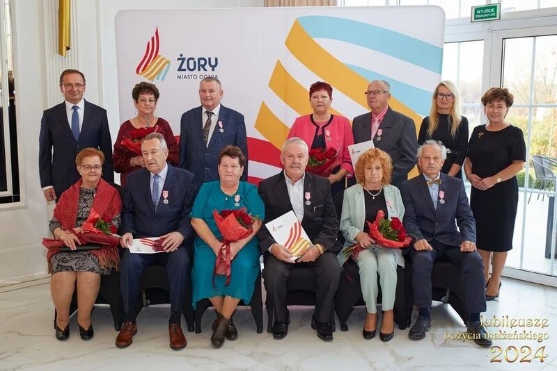 7 listopada 2024 r. Waldemar Socha - Prezydent Miasta Żory spotkał się z parami małżeńskimi świętującymi 50., 60. i 65. rocznicę ślubu / fot. UM Żory