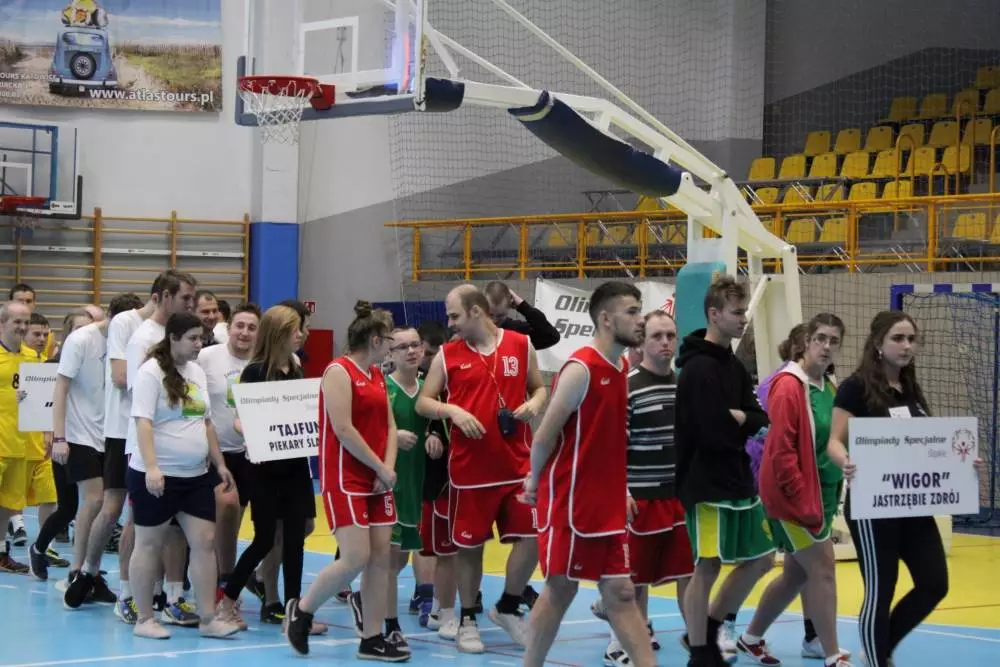 Siedem śląskich klubów wzięło udział w wyjątkowym wydarzeniu sportowym. Zobaczcie zdjęcia z turnieju!