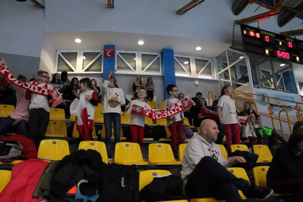 Siedem śląskich klubów wzięło udział w wyjątkowym wydarzeniu sportowym. Zobaczcie zdjęcia z turnieju!